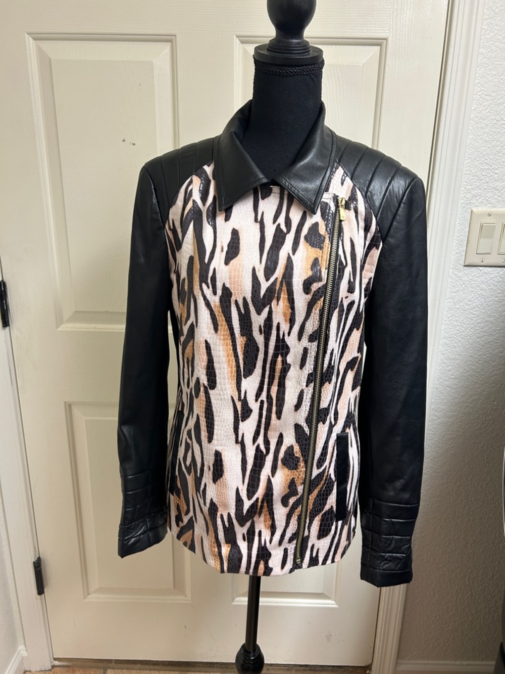 Pete Nygard animal print leather jacket, Size 12